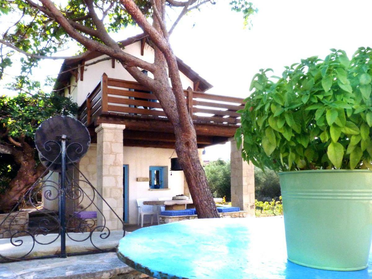 Villa Antonia Almyrida  Exterior photo